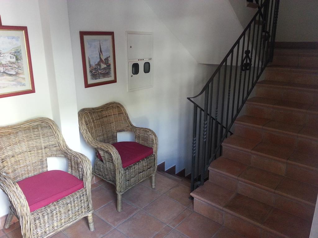 Villa Sara Guesthouse Sveti Stefan Buitenkant foto